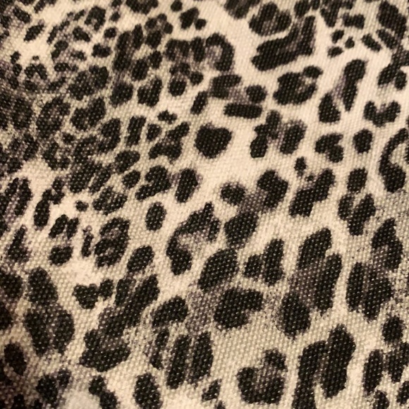 Victoria Secret Leopard print canvas tote - Picture 8 of 10